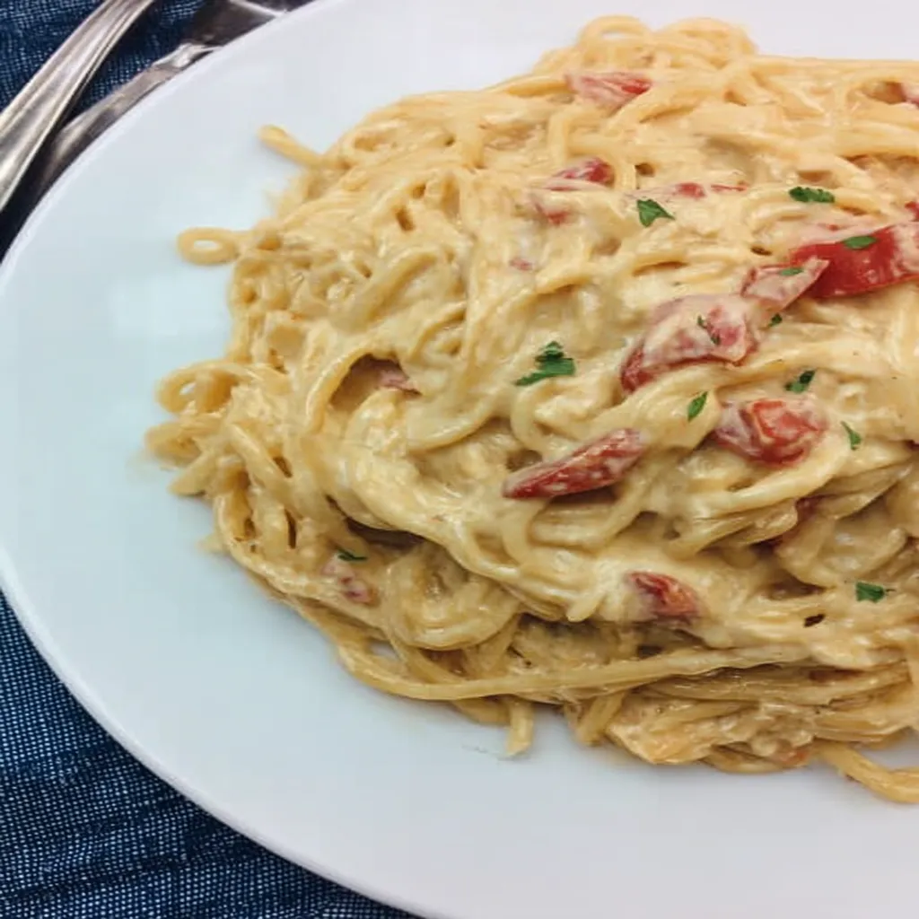 Easy Rotel Chicken Spaghetti, creamy, cheesy, spicy, comfort food, delicious