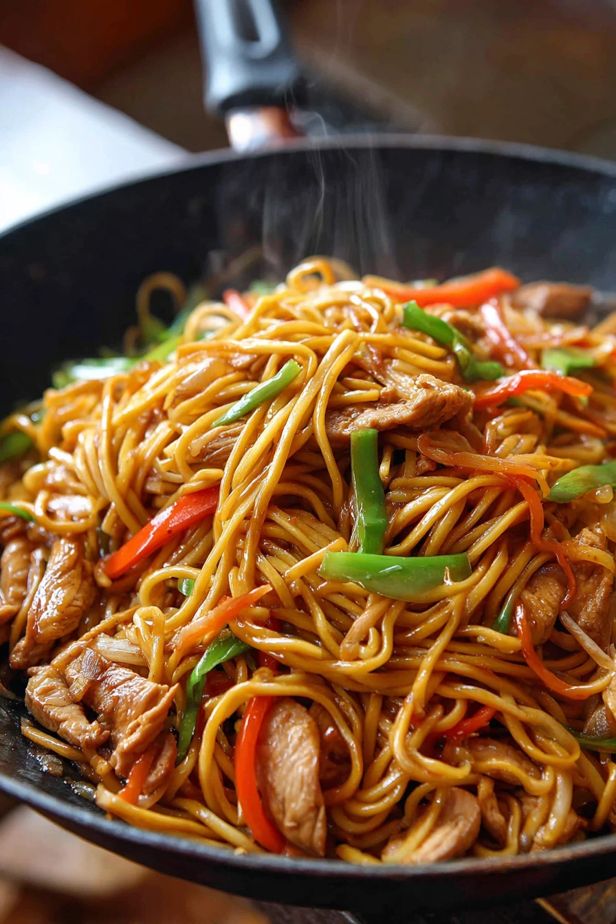 authentic, chicken lo mein, savory, noodles, flavorful, Asian cuisine