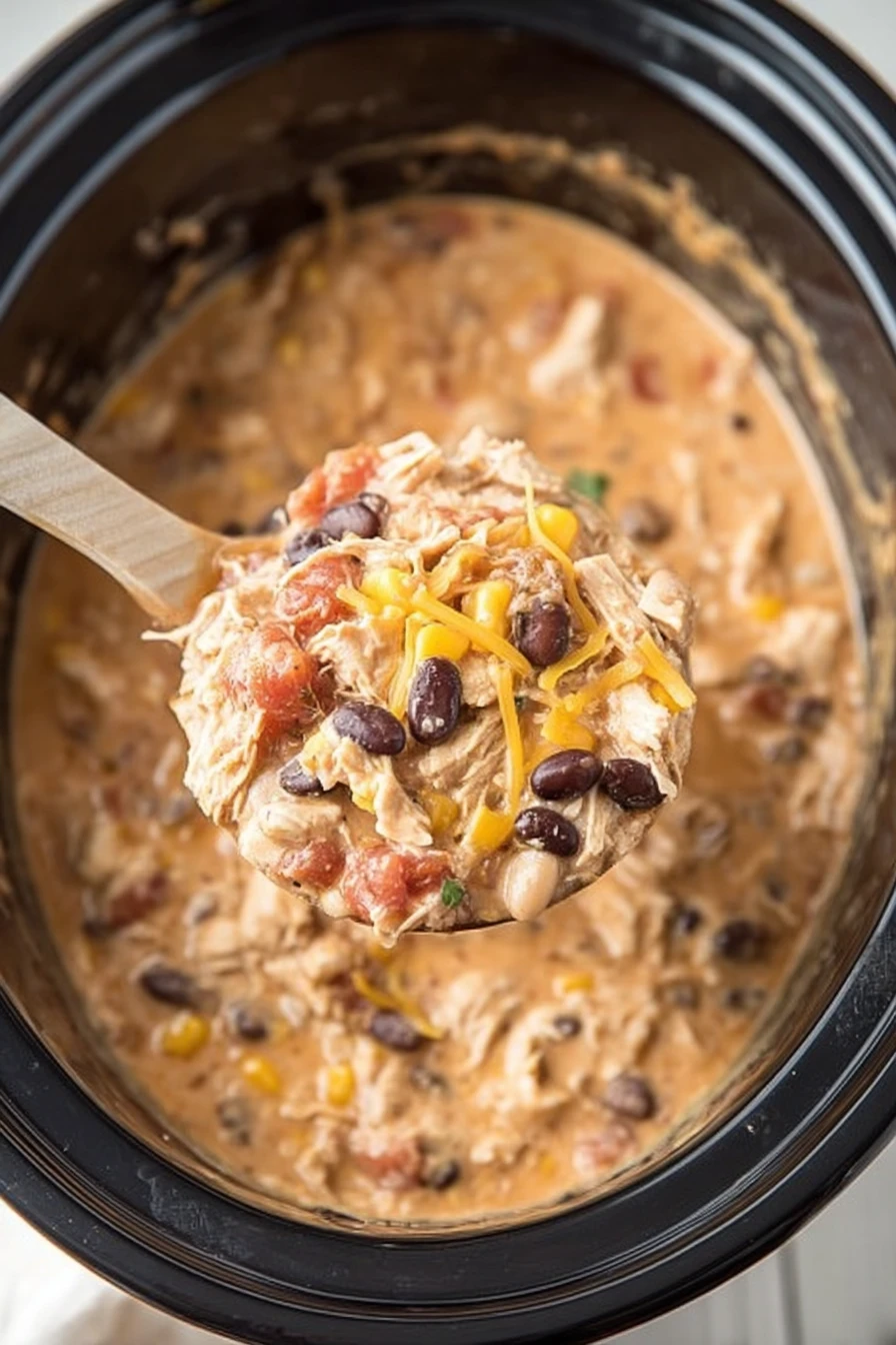 white chicken chili recipe, creamy comfort food, hearty, flavorful, satisfying, spicy, delicious, warming